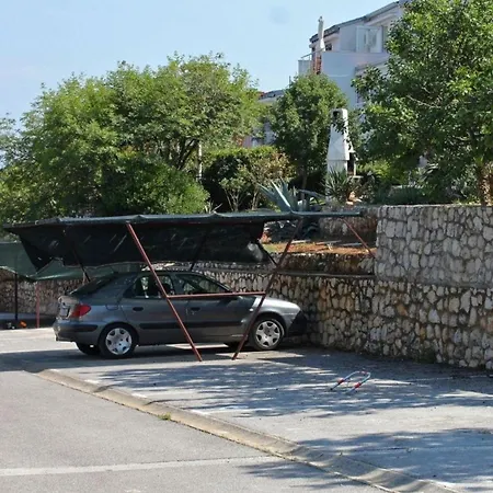 Apartment Fuer 5 Personen Ca 45 Qm In Skvaranska, Istrien Bucht Von Rasa